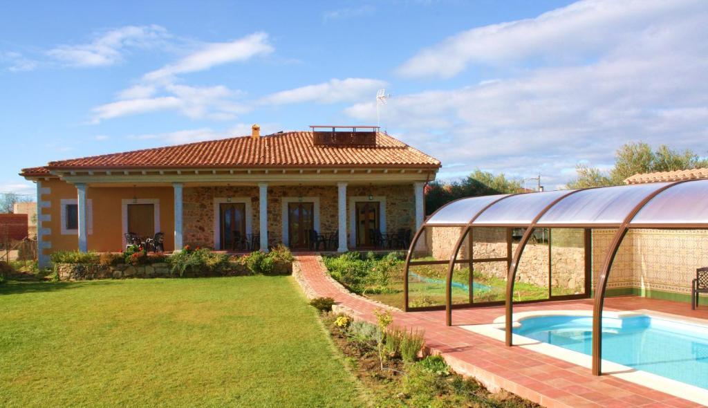 Apartamentos El Jardin Del Poeta Guijo de Granadilla Exteriör bild