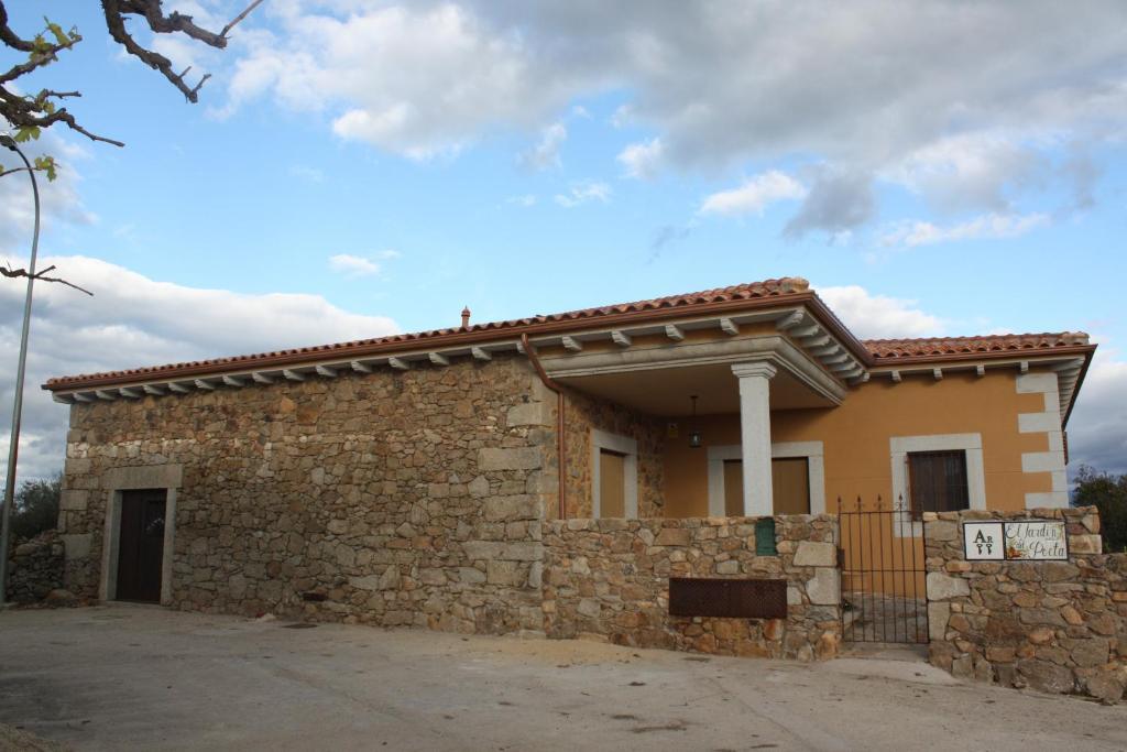 Apartamentos El Jardin Del Poeta Guijo de Granadilla Rum bild